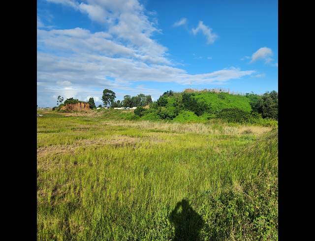 3,829M² VACANT LAND FOR SALE IN MOUNT MORELAND